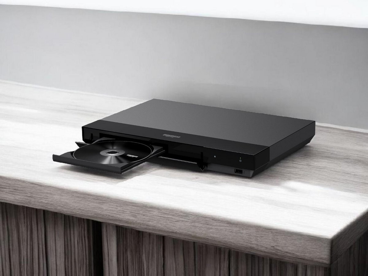 Sony launches a simpler version of the UBP-X700 UHD Blu-ray player 7 Sony launches a simpler version of the UBP-X700 UHD Blu-ray player